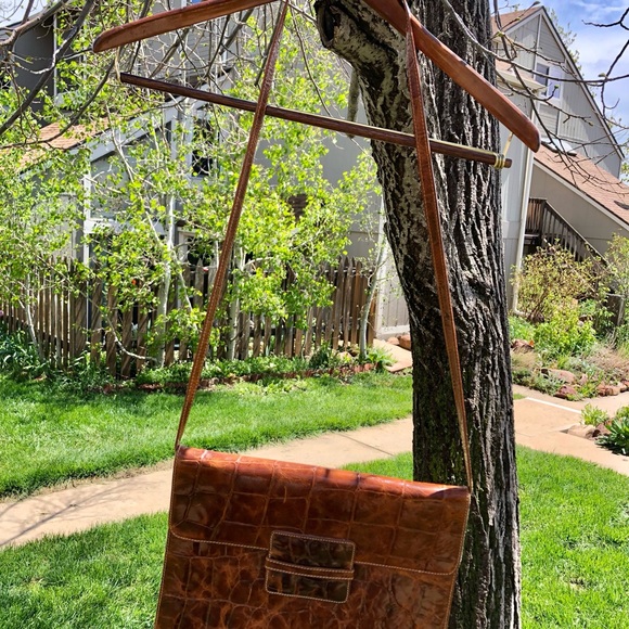 Furla Authentic Vintage Leather purse, Italian Luxe Brand, Made in Italy - Picture 3 of 13